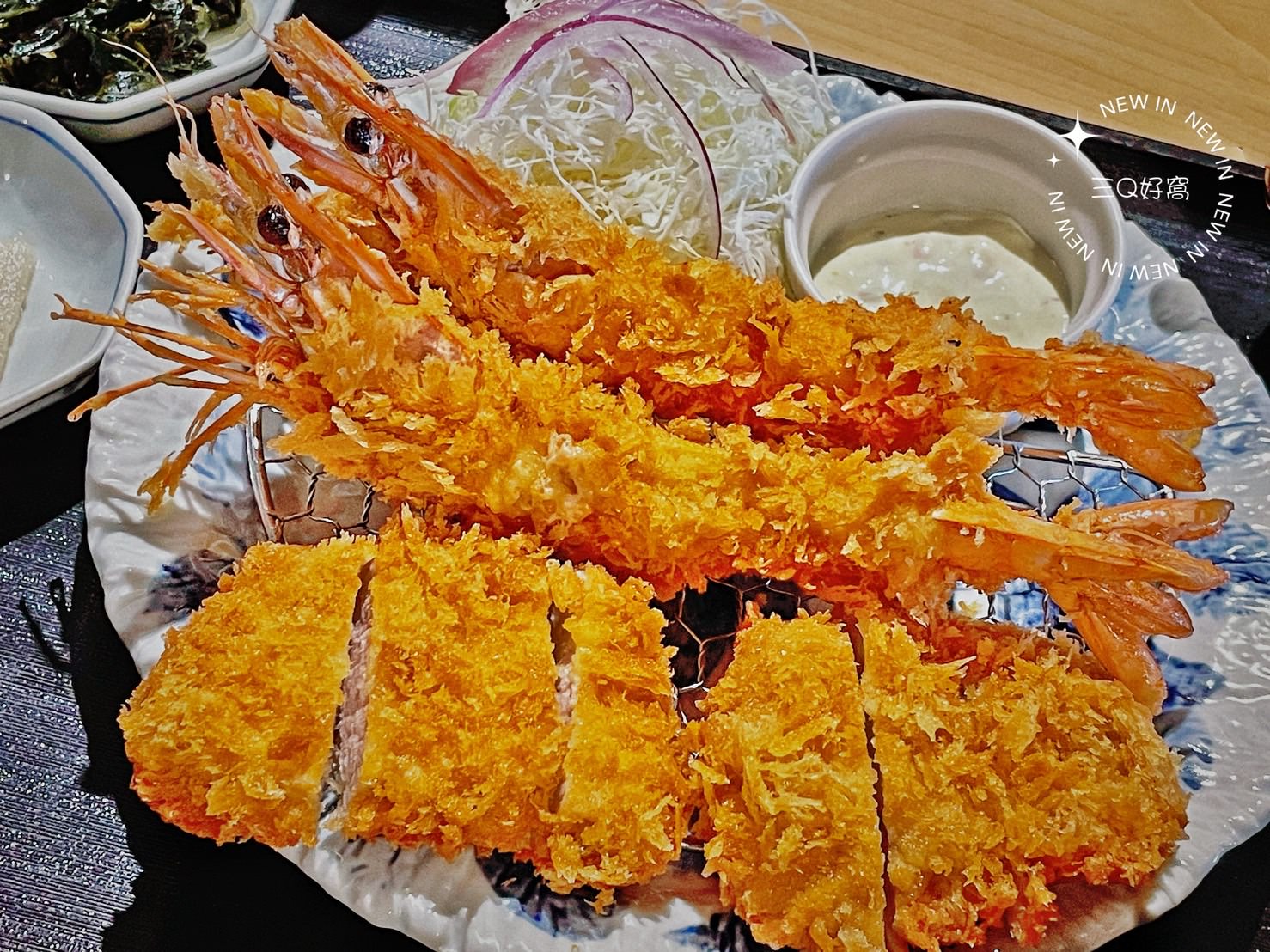 秀泰站前店美食 銀座可子日式豬排 鮮甜的海大蝦與柔嫩的豬排美味