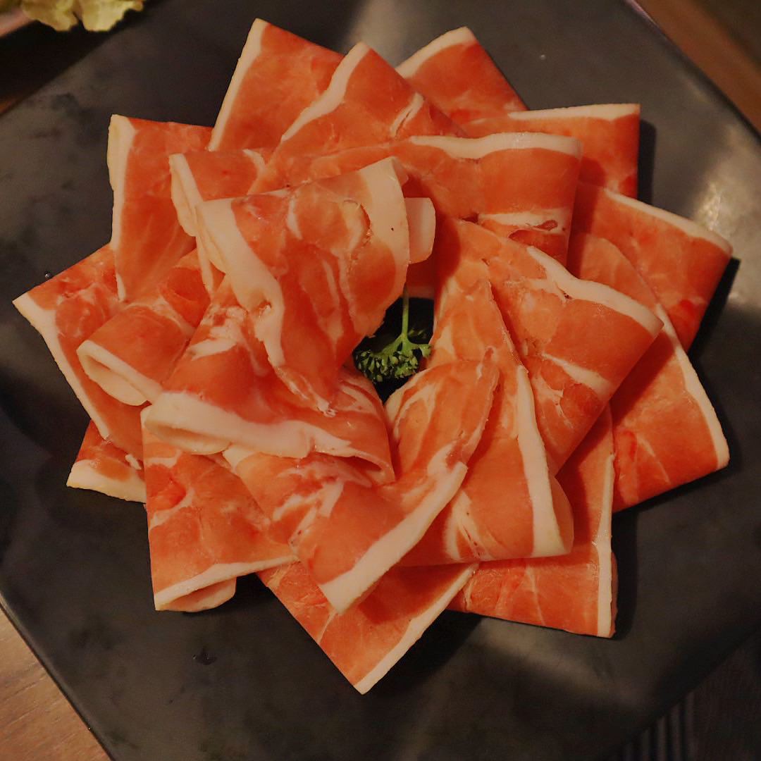 築間幸福鍋物 豐盛鍋物 蔬食放題(吃到飽)大里德芳南路上美食