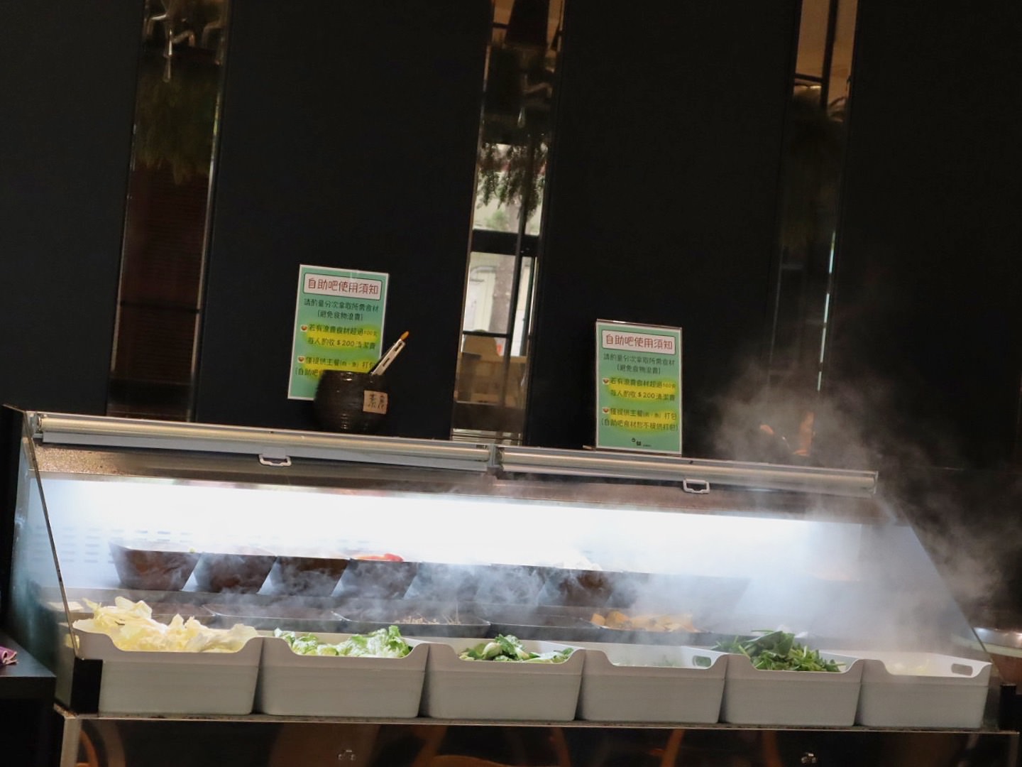 牛鍋私藏鍋物大里店 蔬食放題 湯底超特別 不吃牛也適合 生日優惠很大方自帶停車場 - 第11張圖