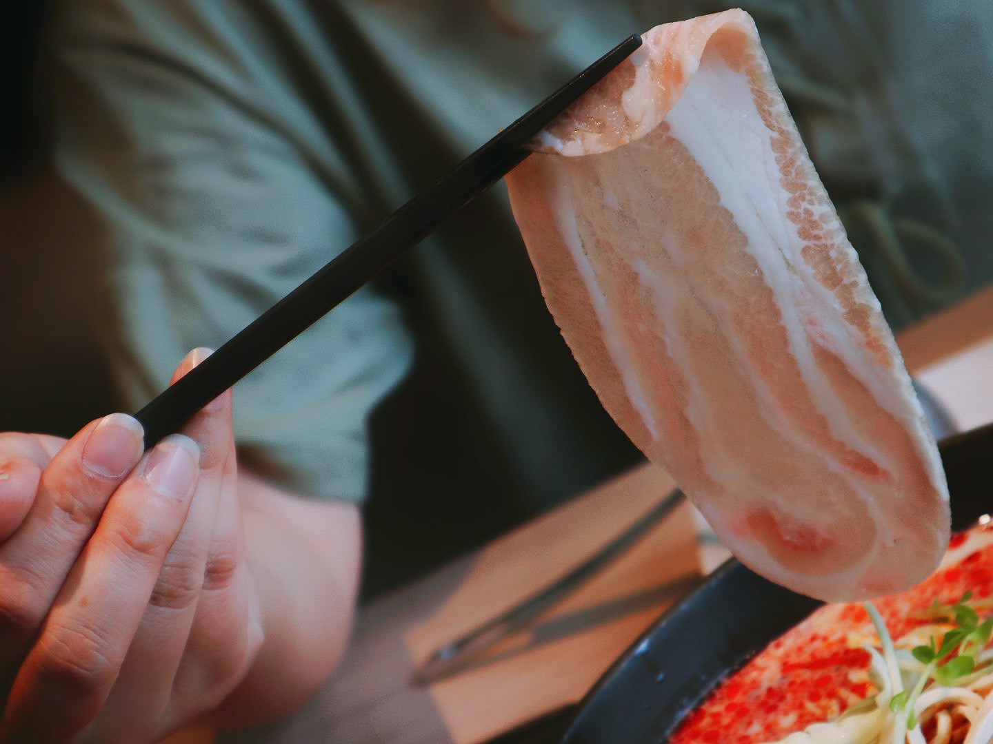牛鍋私藏鍋物大里店 蔬食放題 湯底超特別 不吃牛也適合 生日優惠很大方自帶停車場 - 第25張圖