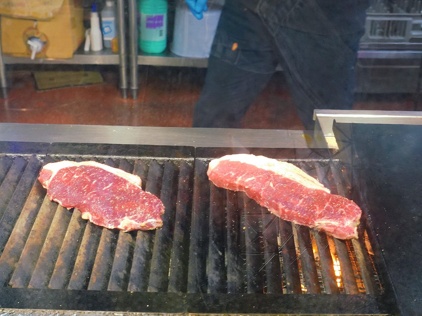 【沖繩牛排推薦】國際通みずとみ精肉店|高CP值平價牛排!沖繩自由行必吃美食街口袋名單 - 第11張圖