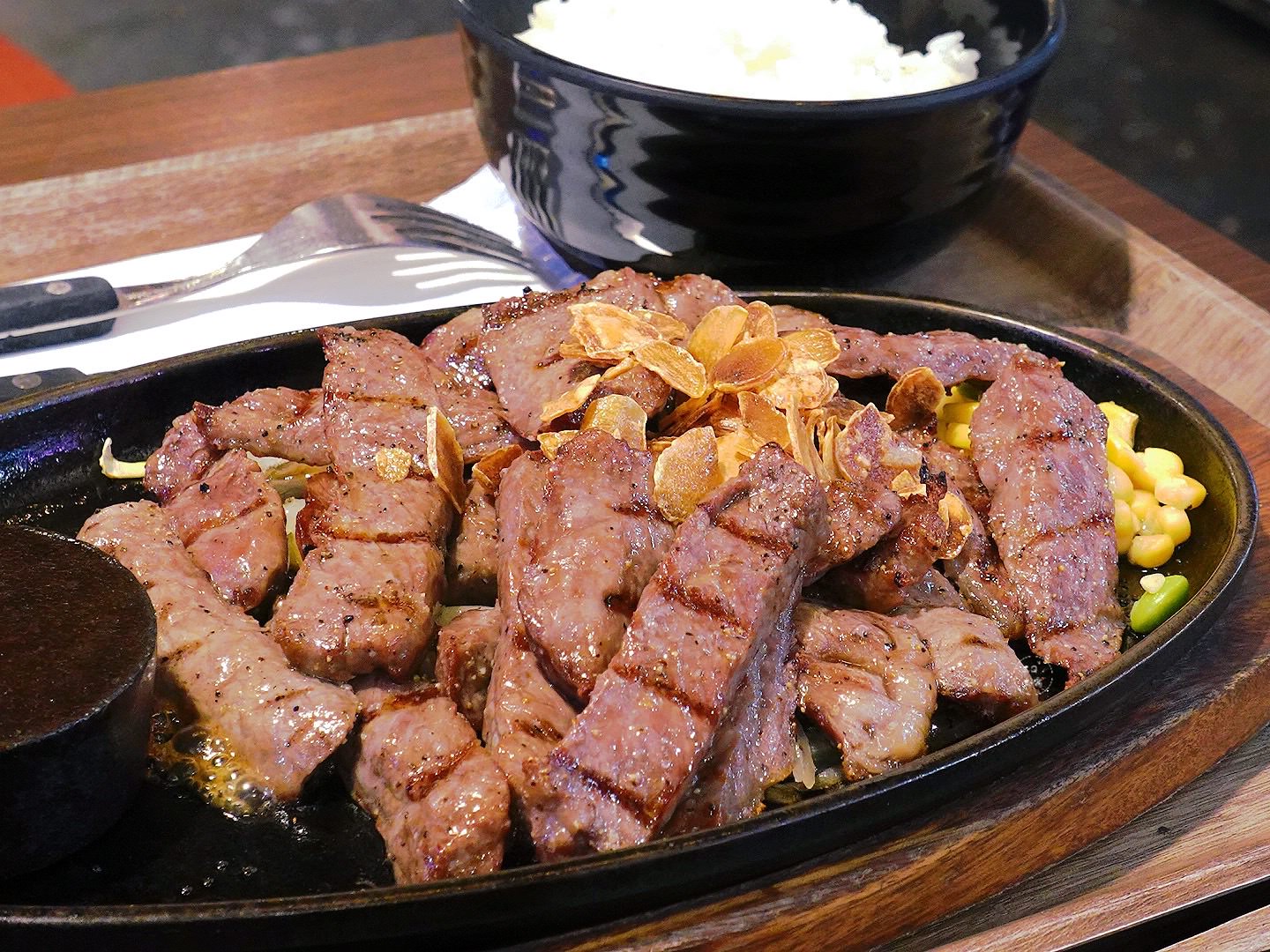 【沖繩牛排推薦】國際通みずとみ精肉店|高CP值平價牛排!沖繩自由行必吃美食街口袋名單 - 第19張圖
