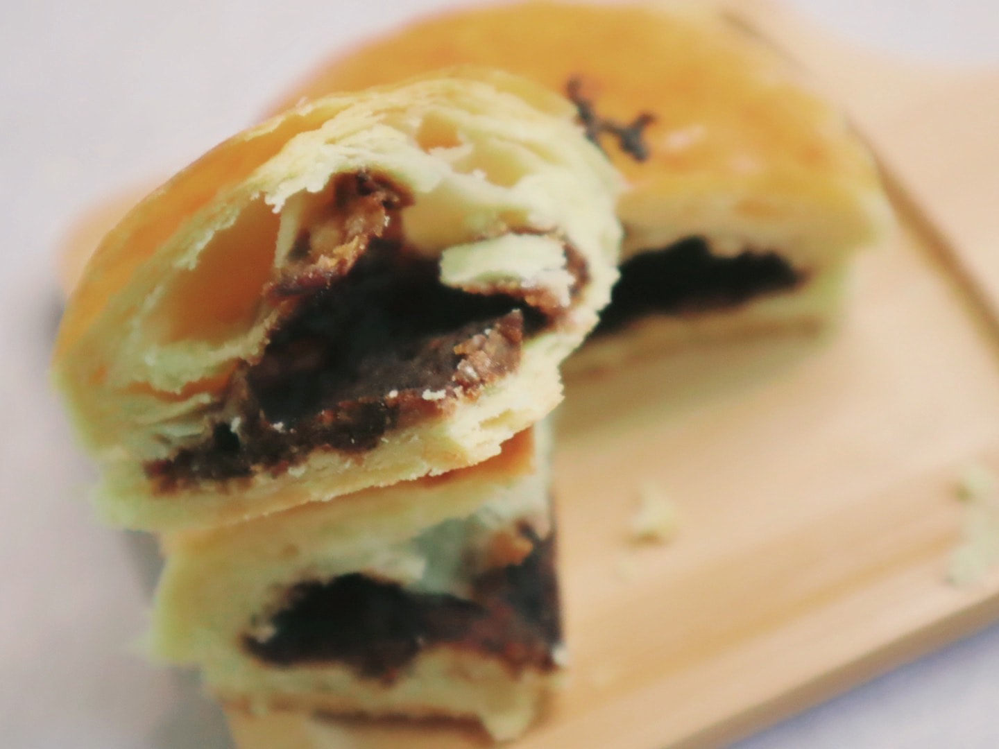 台中甜酥餅團購首選四月南風 花生甜酥餅、黑糖咖啡甜酥餅、 蜜汁柴魚甜酥餅