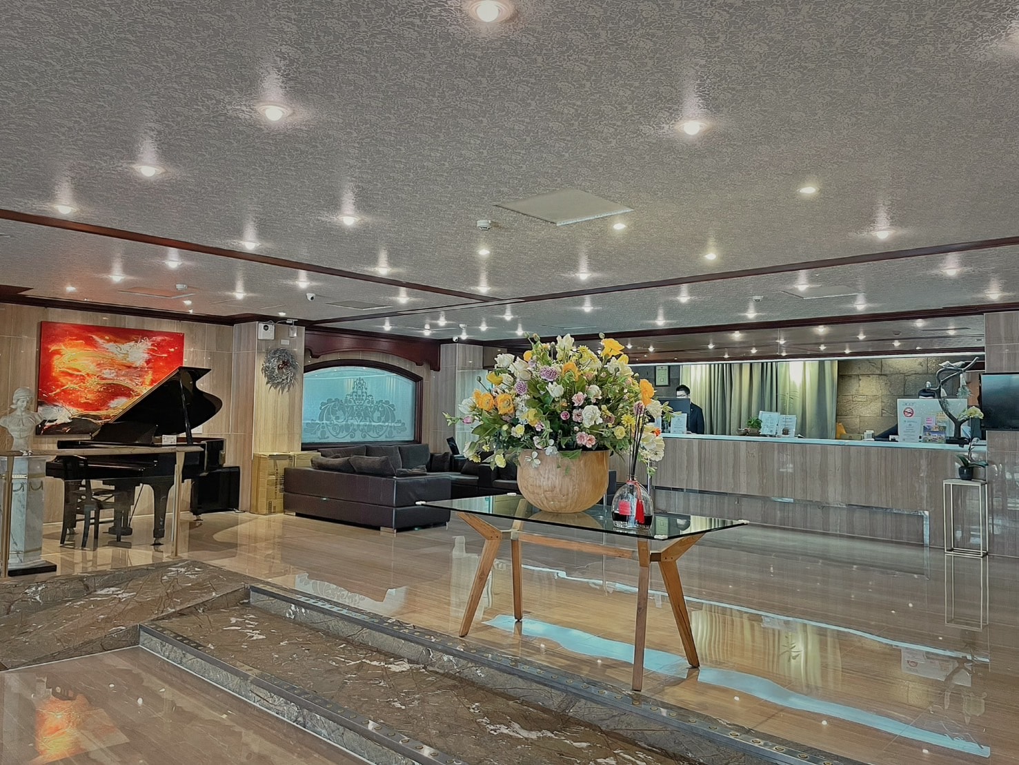 文化路夜市住宿選擇!入住皇爵大飯店 嘉義火車站超高CP值住宿 - 第1張圖