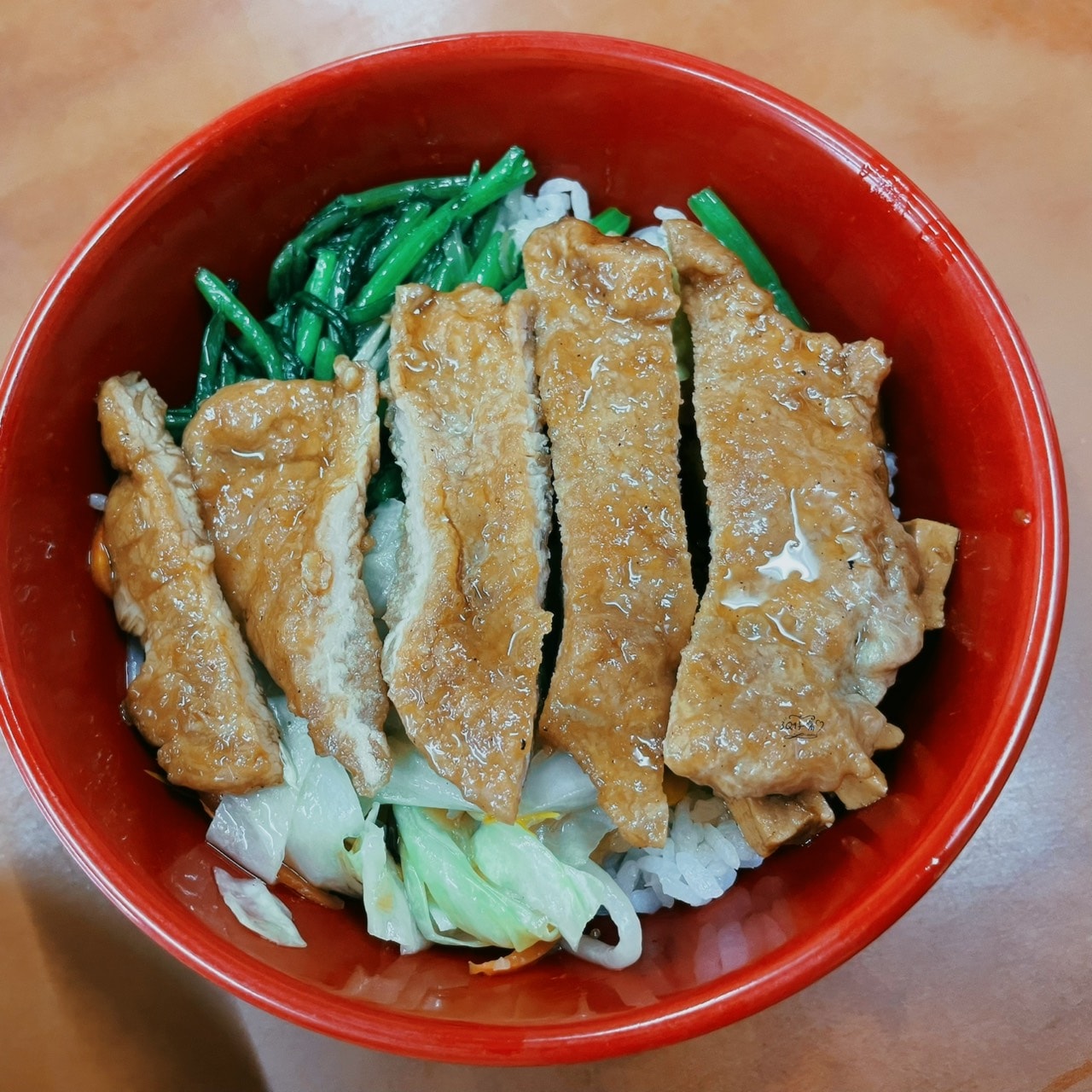 龍潭美食推薦｜「複園焢肉飯」在地人激推的焢肉傳奇！平價又銷魂的古早味飯香