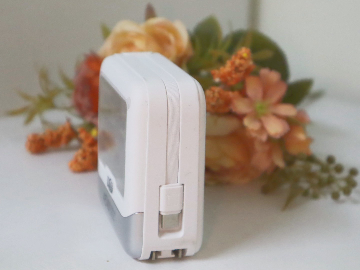 【愛客科技行動電源】小體積也有大能量!可上飛機三合一快充行動電源開箱分享 - 第9張圖 【愛客科技行動電源】小體積也有大能量!可上飛機三合一快充行動電源開箱分享