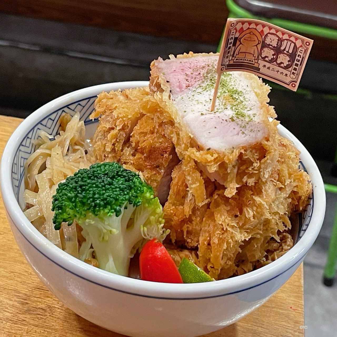 台中北區永興街美食 森川丼丼梅亭橫町:厚切炸豬排丼、生魚片一次滿足的日式饗宴 - 第5張圖