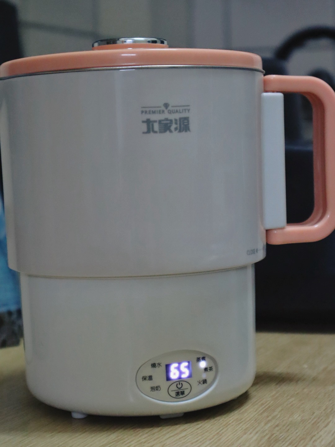 大家源雙電壓便攜料理鍋開箱 旅行不怕飯店水壺,宵夜隨時開煮! - 第7張圖 大家源雙電壓便攜料理鍋開箱 旅行不怕飯店水壺,宵夜隨時開煮!