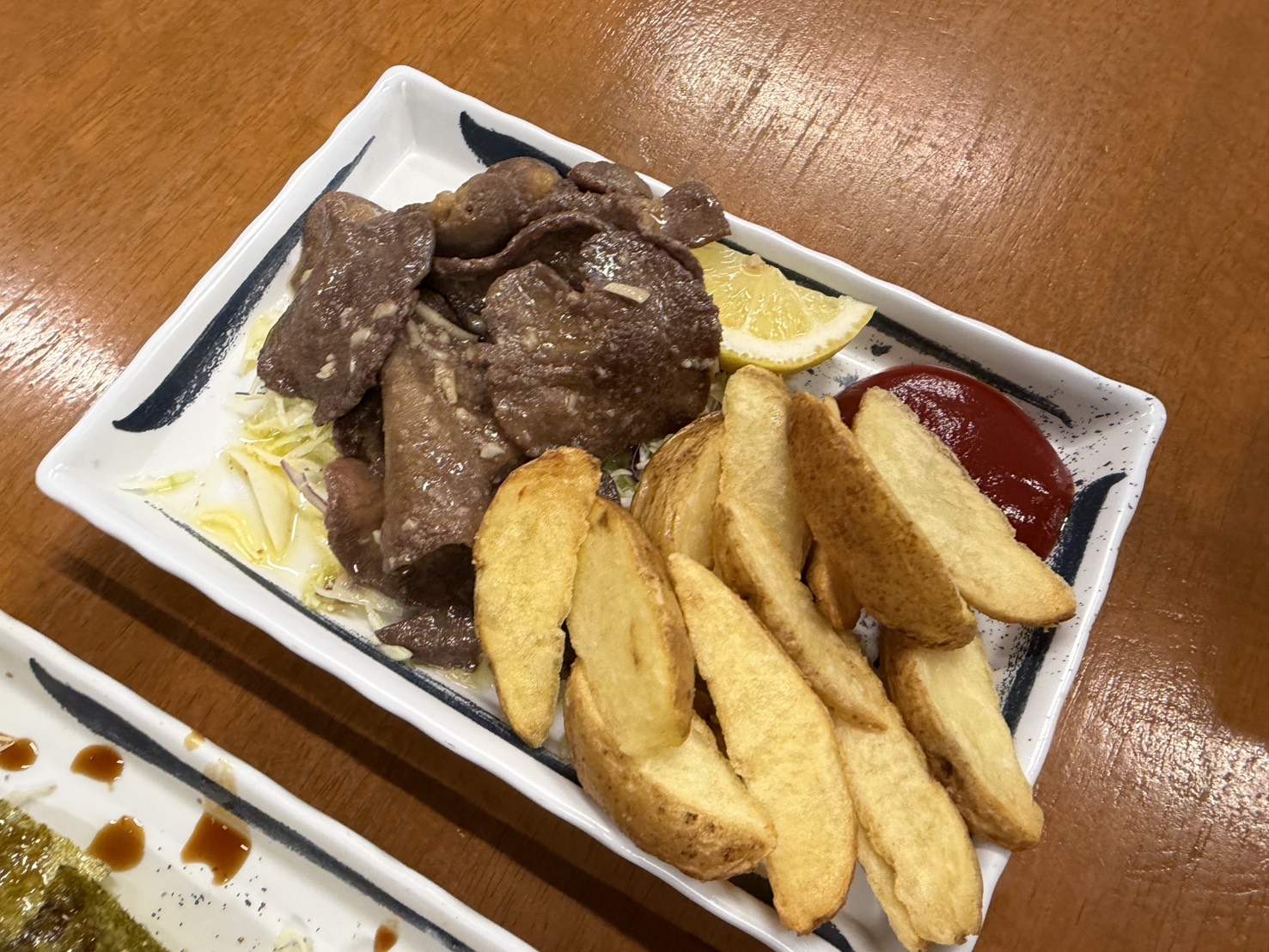 沖繩自由必吃恩納村美食 浜の家海鮮料理 在地人也吃的隱藏版海鮮(濱之家)