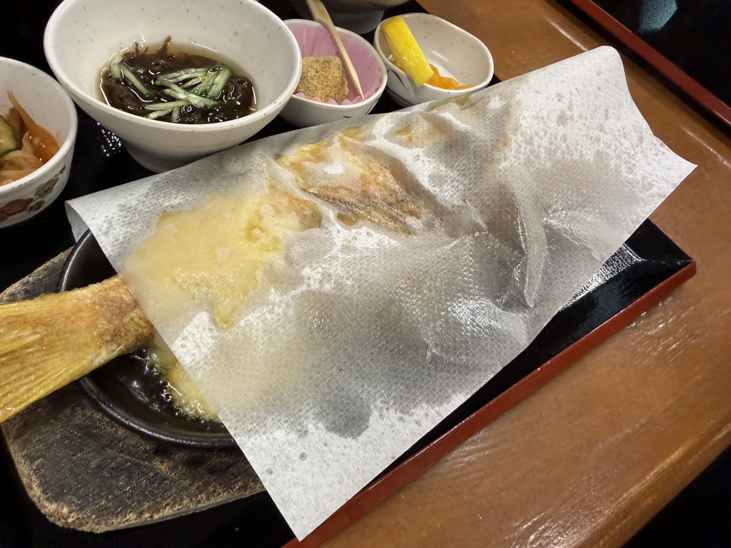 沖繩自由必吃恩納村美食 浜の家海鮮料理 在地人也吃的隱藏版海鮮(濱之家)