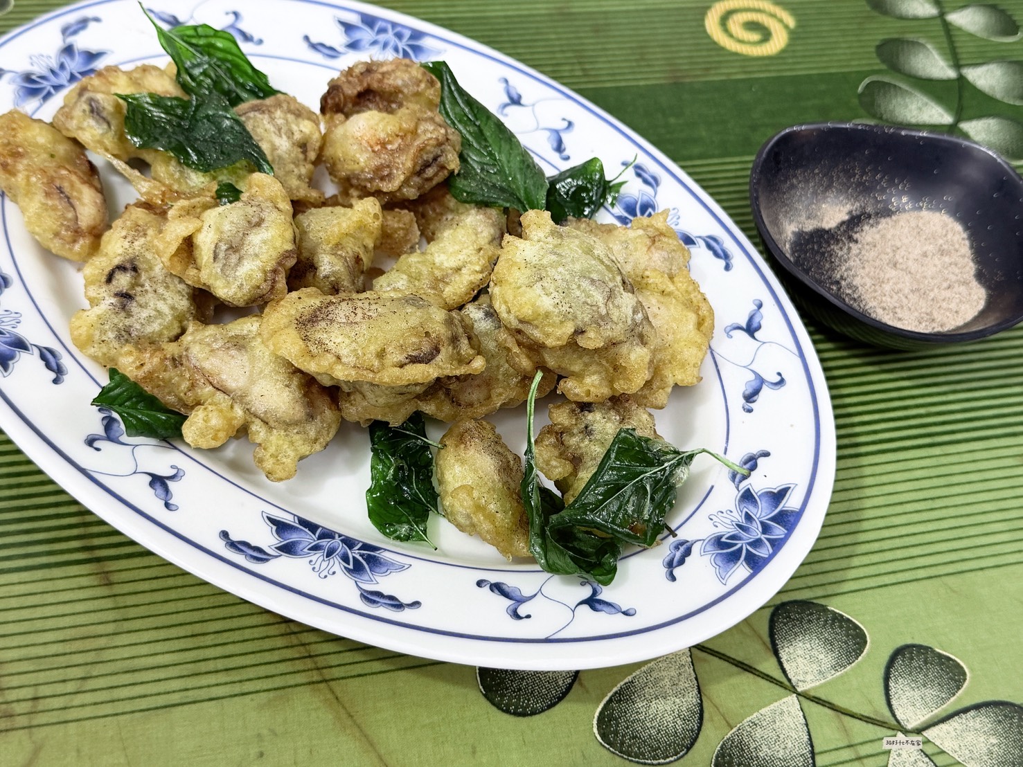 王功美食推薦 台生蚵仔煎 平日走進王功美食街，會再回訪的在地海味