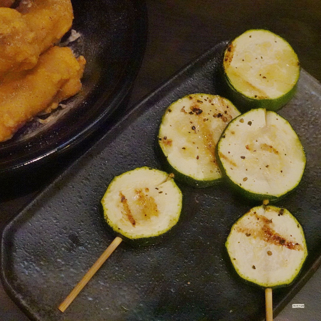 梅山西街燒鳥居酒屋 楊梅居酒屋推薦 誤打誤撞吃到炭火香爆擊