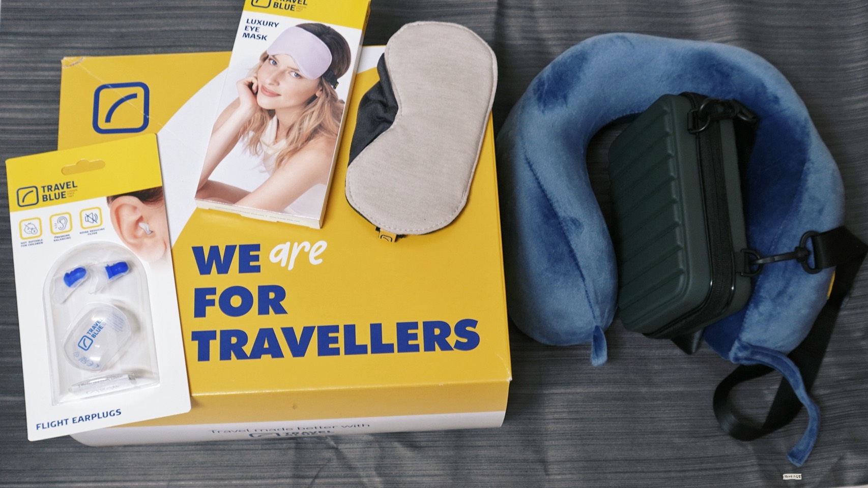 Travel Blue 藍旅「旅途有型禮盒（經典款）」開箱 移動不再耗電，落地還有力氣玩