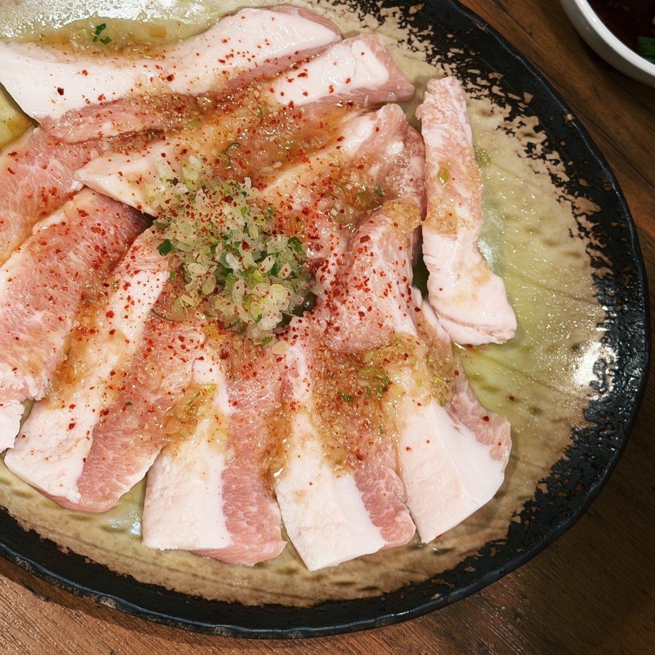 沖繩自由行｜那霸國際通必吃燒肉 炭火燒肉ぶち（Buchi）久茂地店｜Buchi Kumojiten：IG訂位超方便