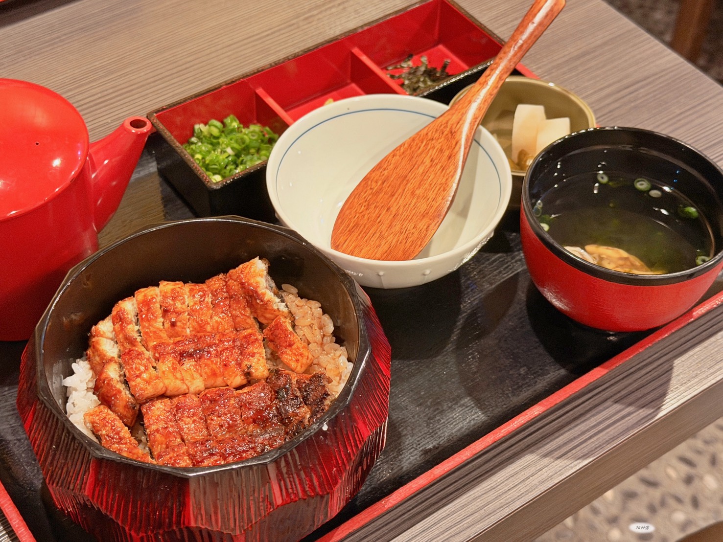 大阪自由行美食推薦｜誤闖心齋橋鰻魚飯「虎河豚城（とらふぐ城）」一吃直接愛上
