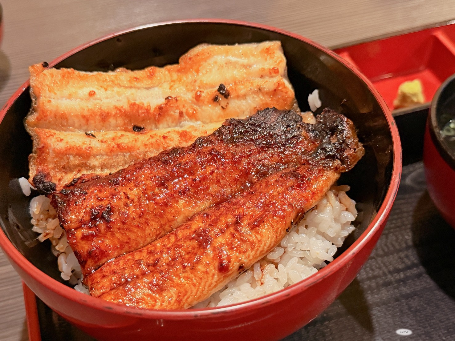 大阪自由行美食推薦｜誤闖心齋橋鰻魚飯「虎河豚城（とらふぐ城）」一吃直接愛上
