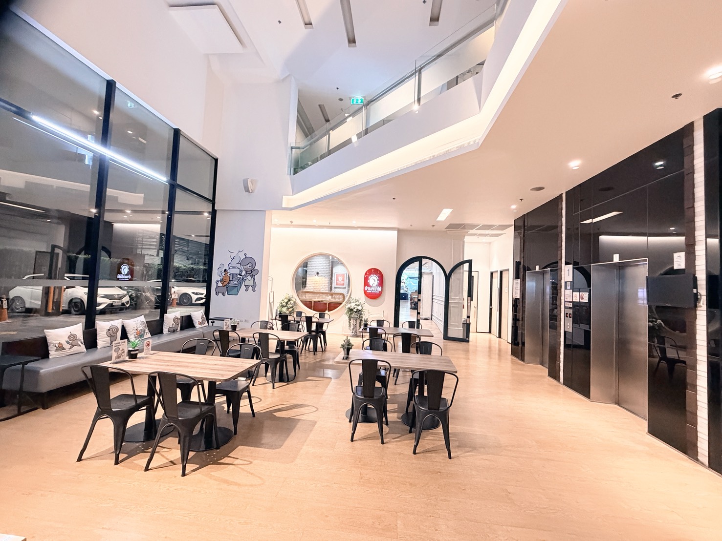 VIC 3 Bangkok Hotel 開箱｜曼谷 Phaya Thai 住宿真實心得