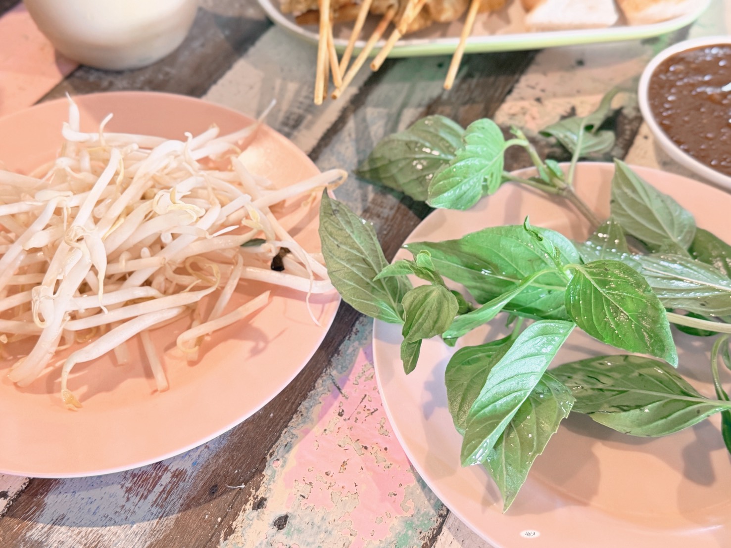 豆芽＋九層塔免費配菜盤